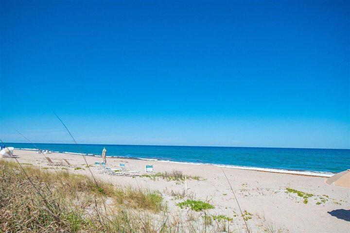Great 2nd floor condo steps from the Ocean. Community has private pool and access to beach. Freshly painted and ready to move in. PLEASE NOTE THIS IS YEARLY RENTAL​​‌​​​​‌​‌​​​‌‌​​​‌‌‌​​‌​​‌‌​​​​ ONLY.