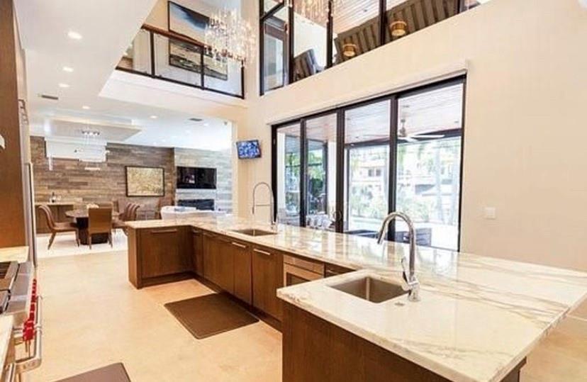 Stilwell Isles 15-26 B - Residential