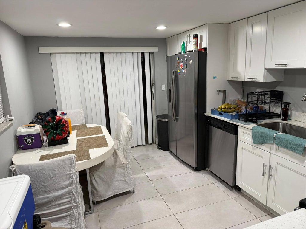 Photo of 206 SW 1ST Street #J-1, Pompano Beach, FL 33060 (MLS # B26076007)