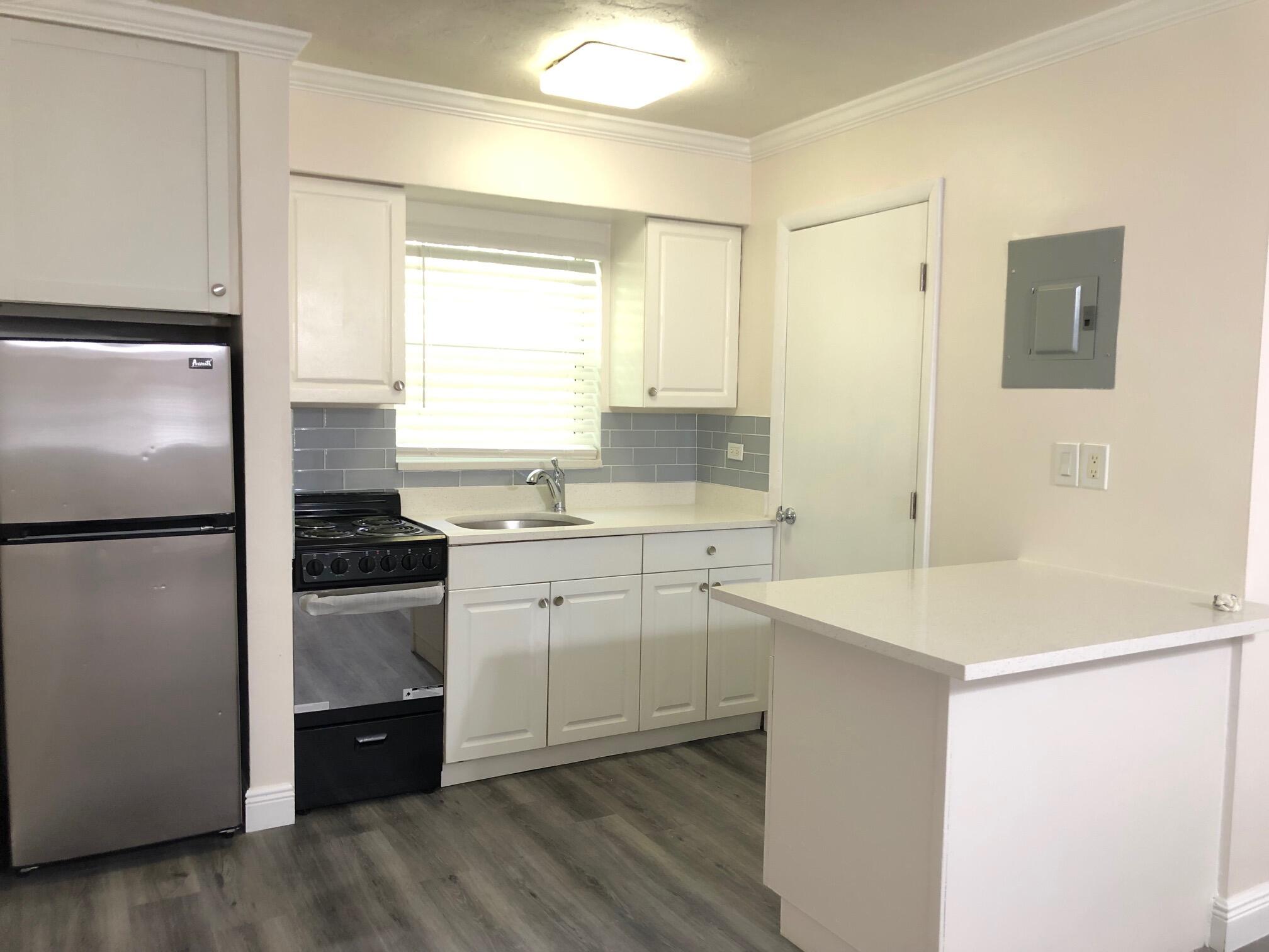3205 NE 9th Street 2