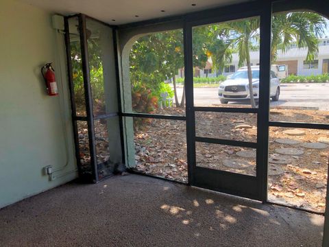 3205 NE 9th Street 2 Pompano Beach FL 33062