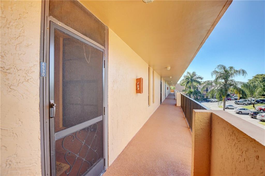 Coral Gate - Residential