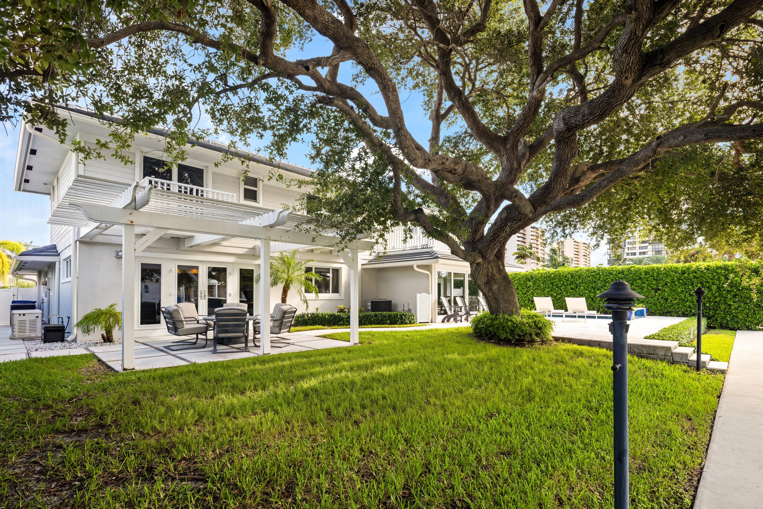 1231 Gulfstream Way