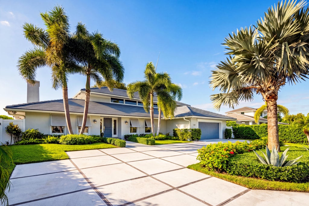 Photo of 1231 Gulfstream Way, Singer Island, FL 33404 (MLS # B26089201)