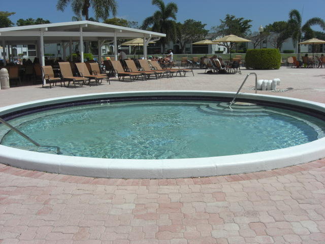 LAKES OF DELRAY - Residential