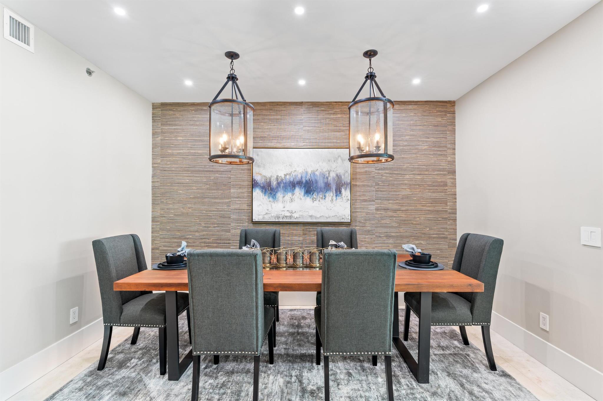 Las Olas Beach Club - Residential