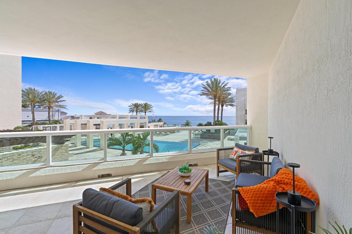 Las Olas Beach Club - Residential