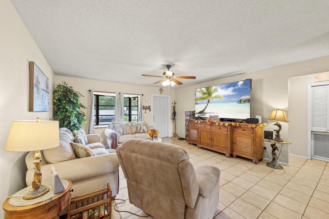 PORT ST LUCIE SECTION 25 - Residential