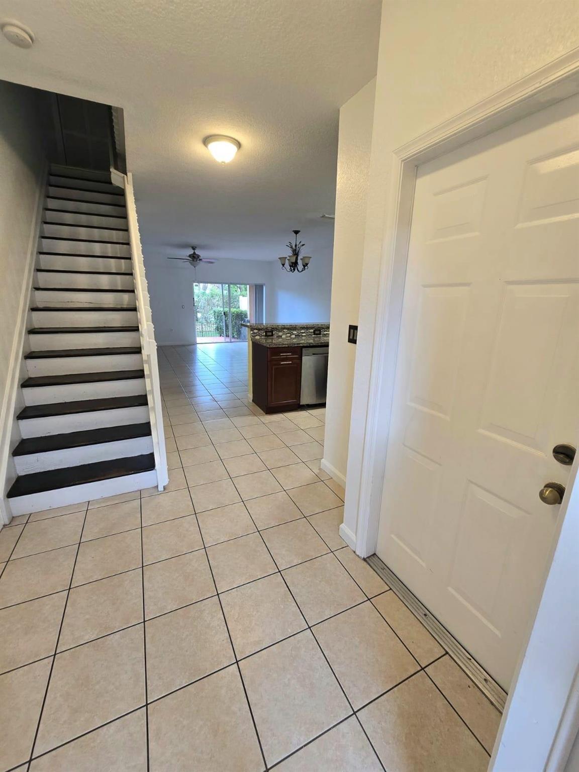 CATALINA PLACE - Residential Lease