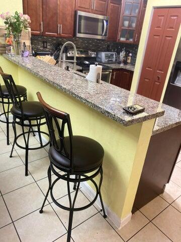 CATALINA PLACE - Residential Lease