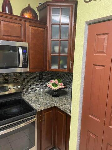 CATALINA PLACE - Residential Lease