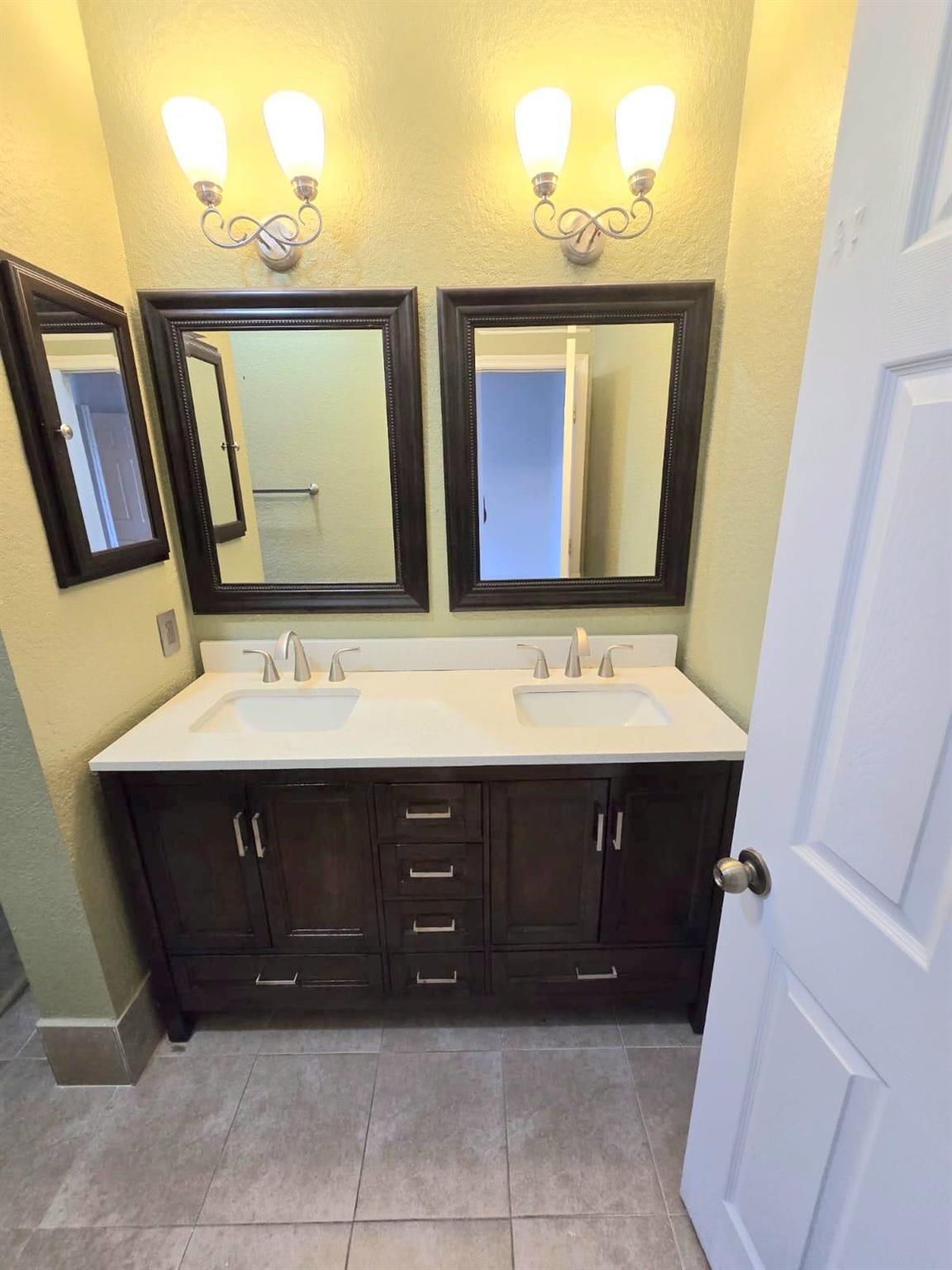 CATALINA PLACE - Residential Lease