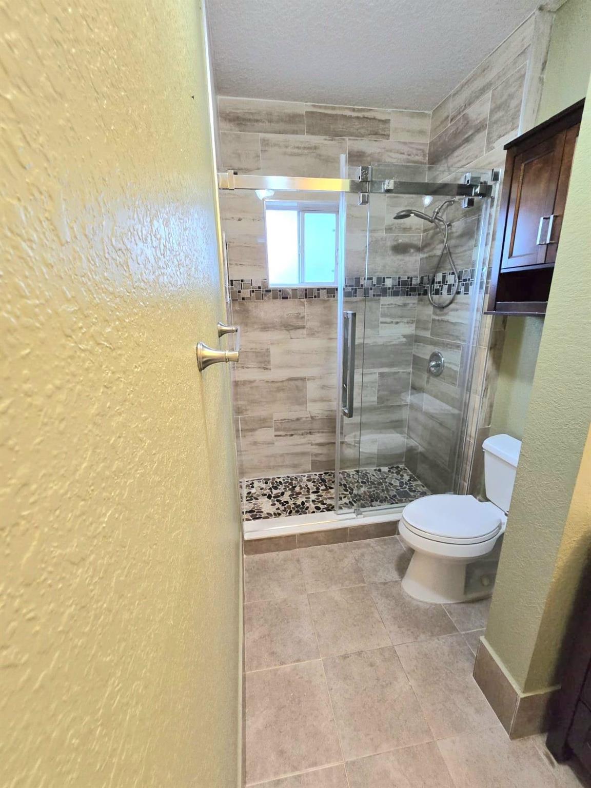 CATALINA PLACE - Residential Lease