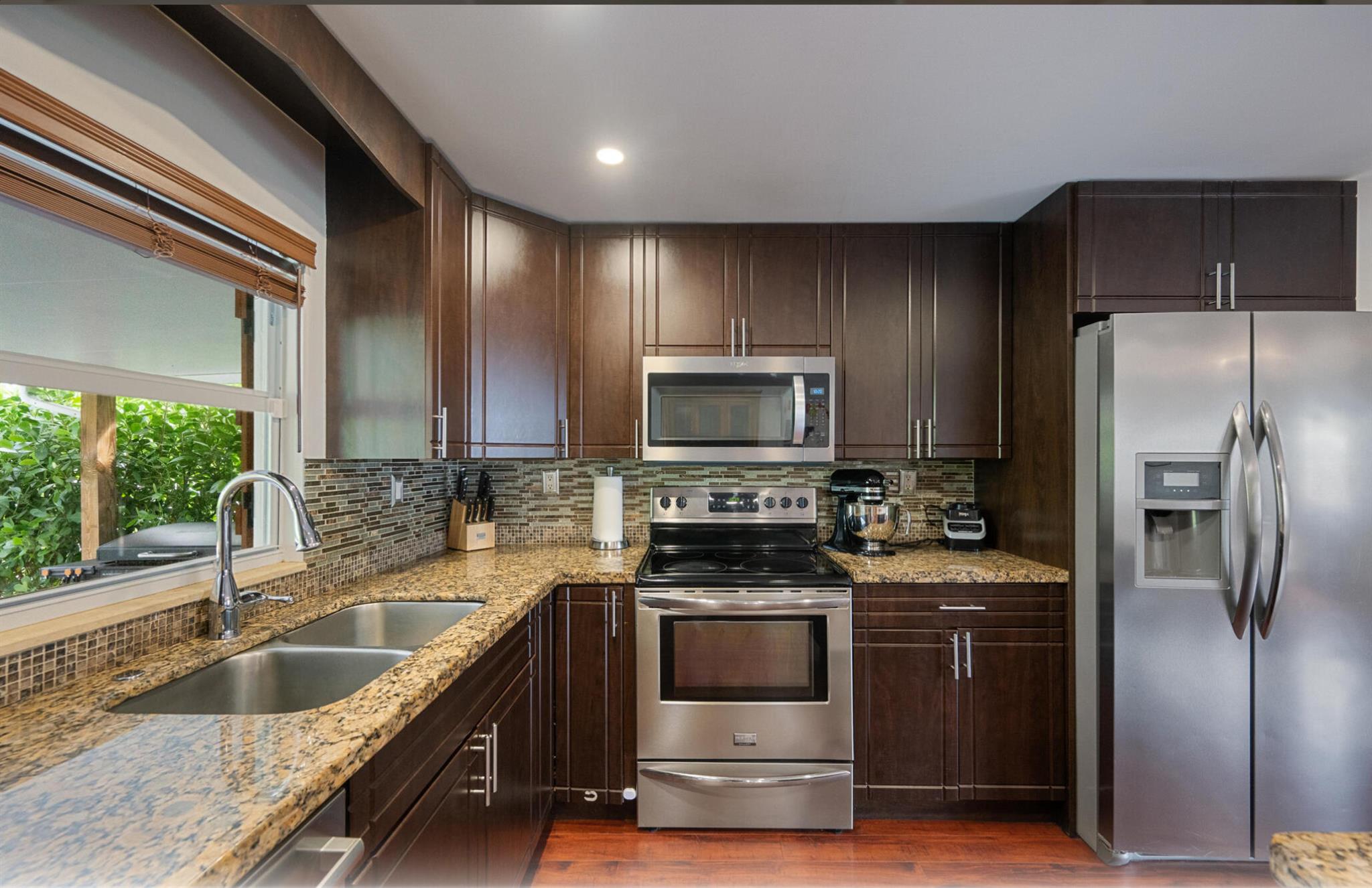 COUNTERPOINT ESTATES 5 - Residential