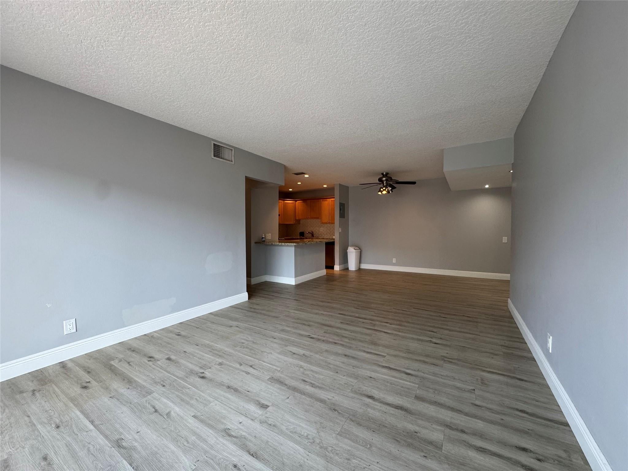 160 CYPRESS CLUB Drive 607