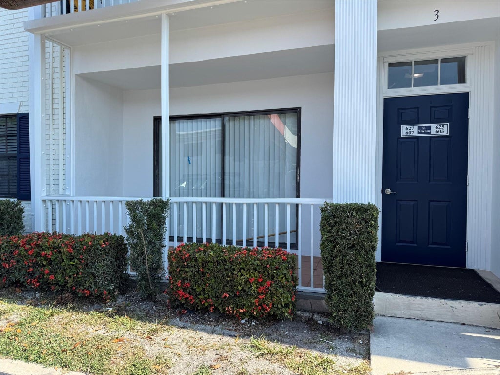 Photo of 160 CYPRESS CLUB Drive #607, Pompano Beach, FL 33060 (MLS # B26080580)