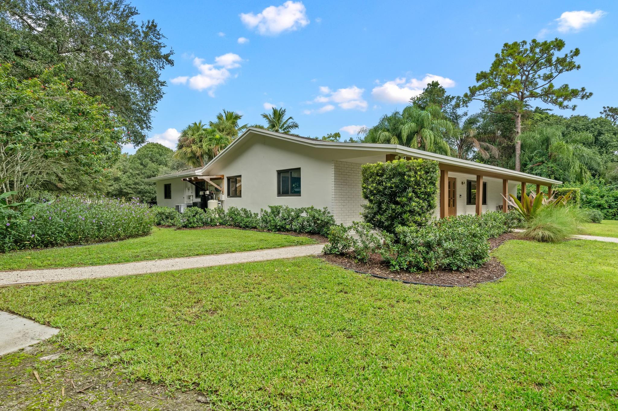 Loxahatchee Groves - Residential