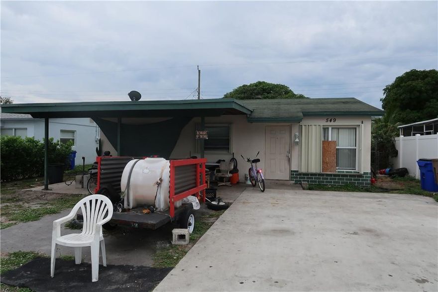 INVESTOR Opportunity. Please do no disturb tenants. Mellinger Law Office is sellers preferred title company. PHOTOS WILL BE UPLOADED THIS WEEK.