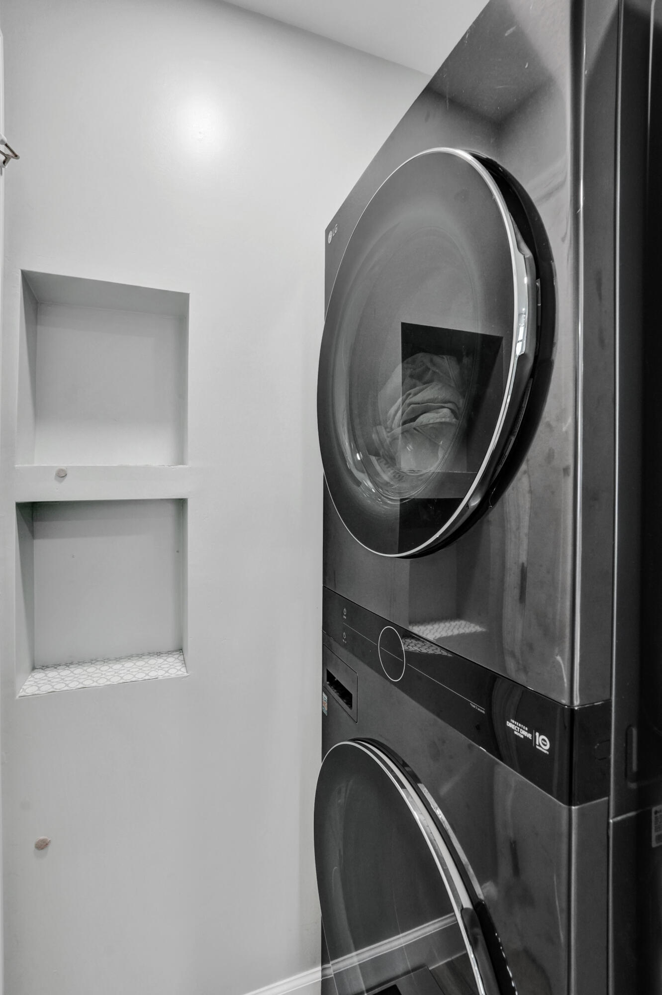 RAMBLEWOOD - Residential