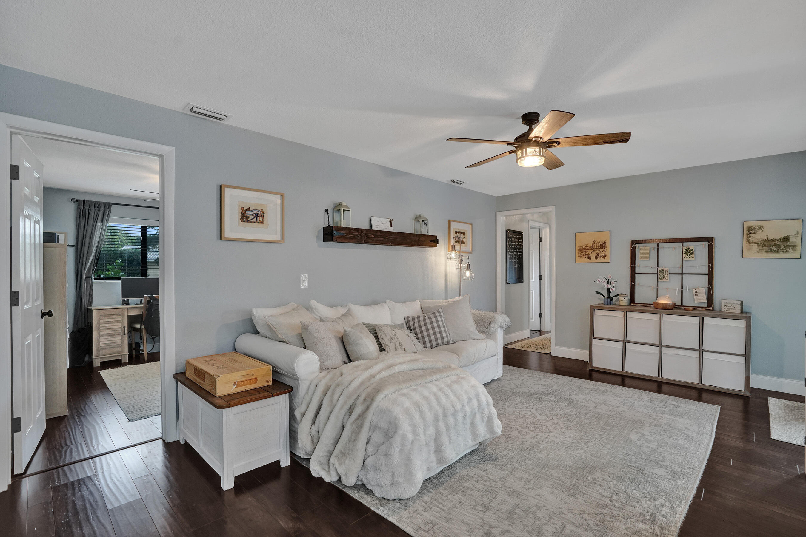 RAMBLEWOOD - Residential