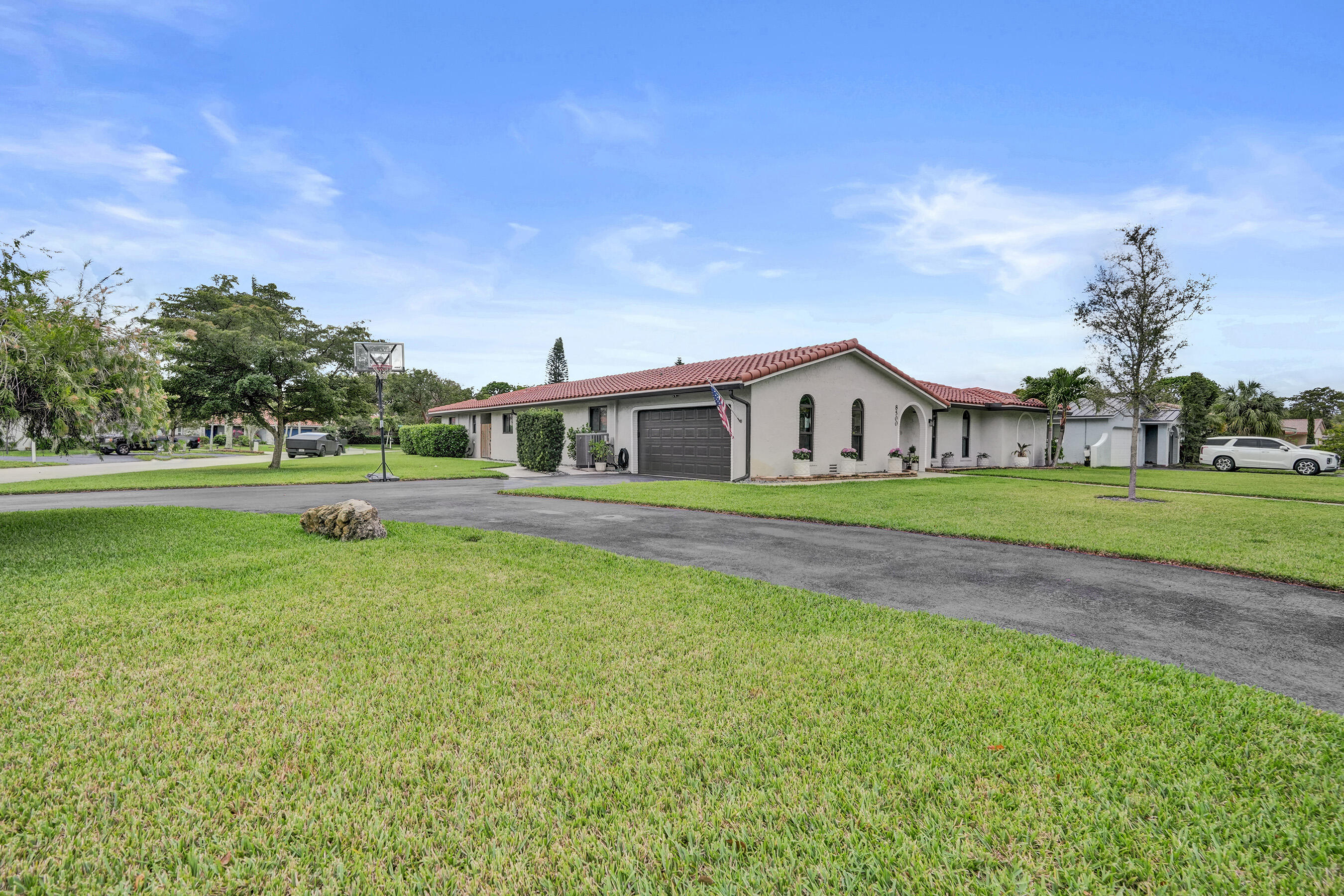 RAMBLEWOOD - Residential