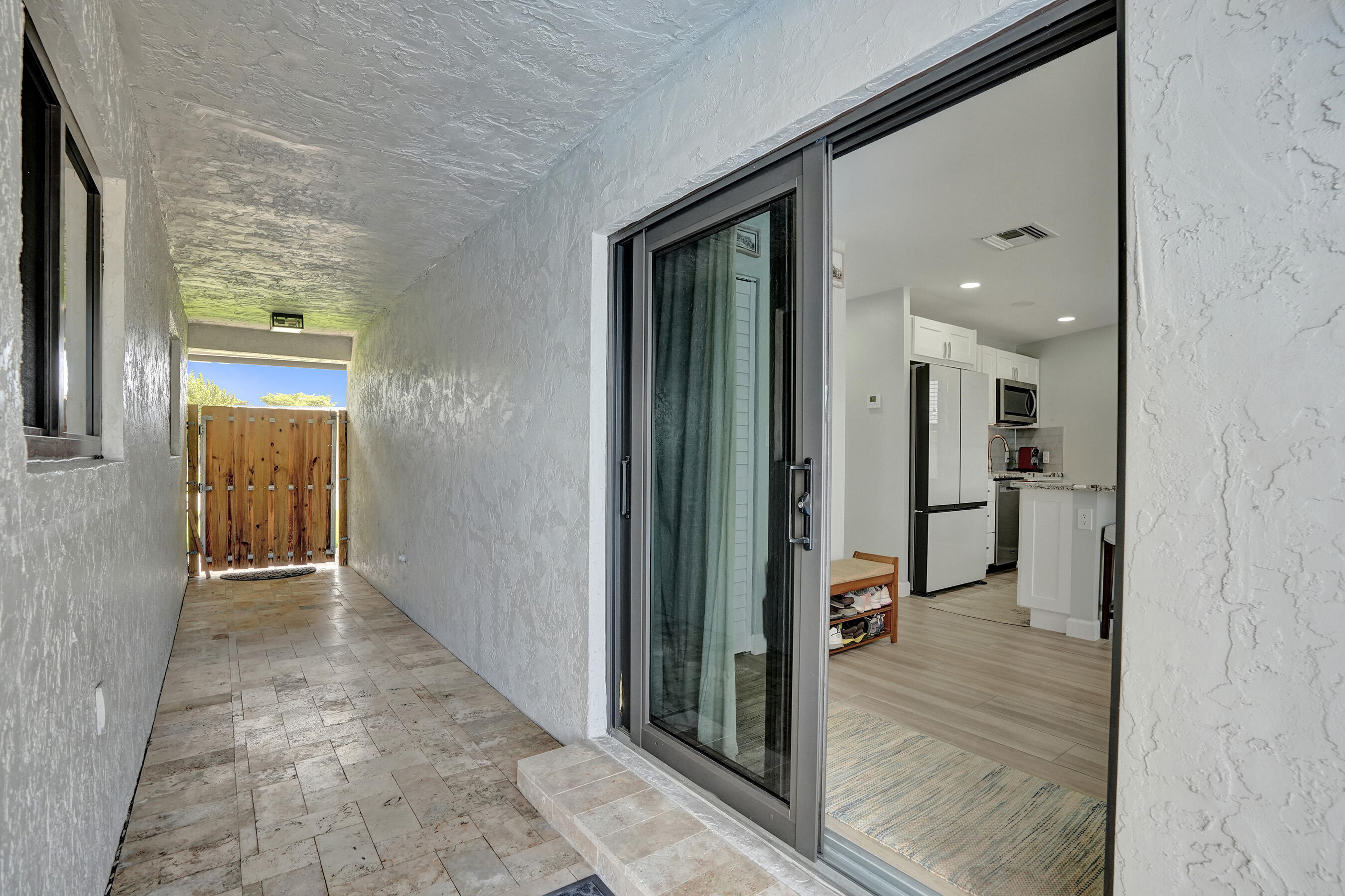 RAMBLEWOOD - Residential