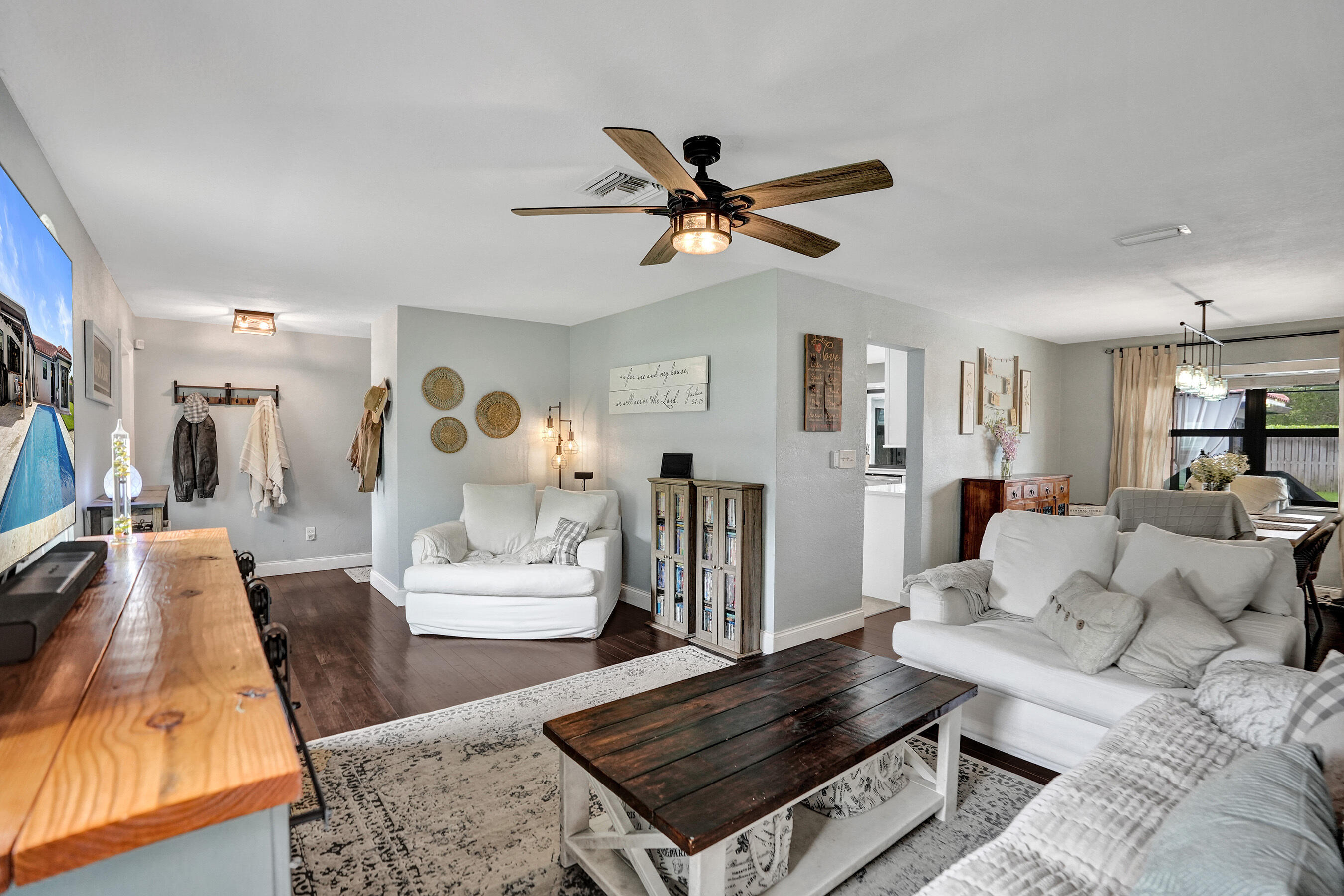 RAMBLEWOOD - Residential