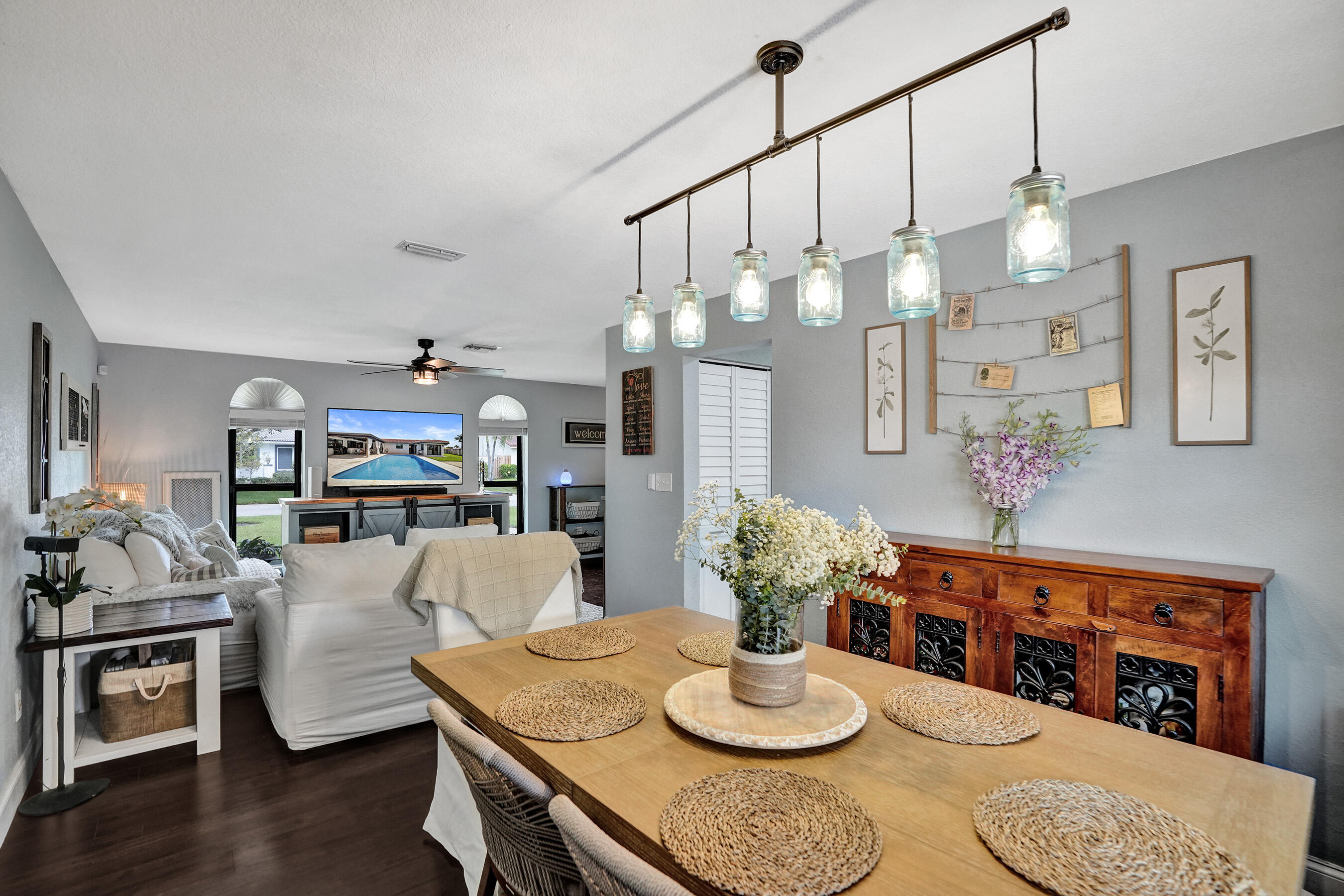 RAMBLEWOOD - Residential