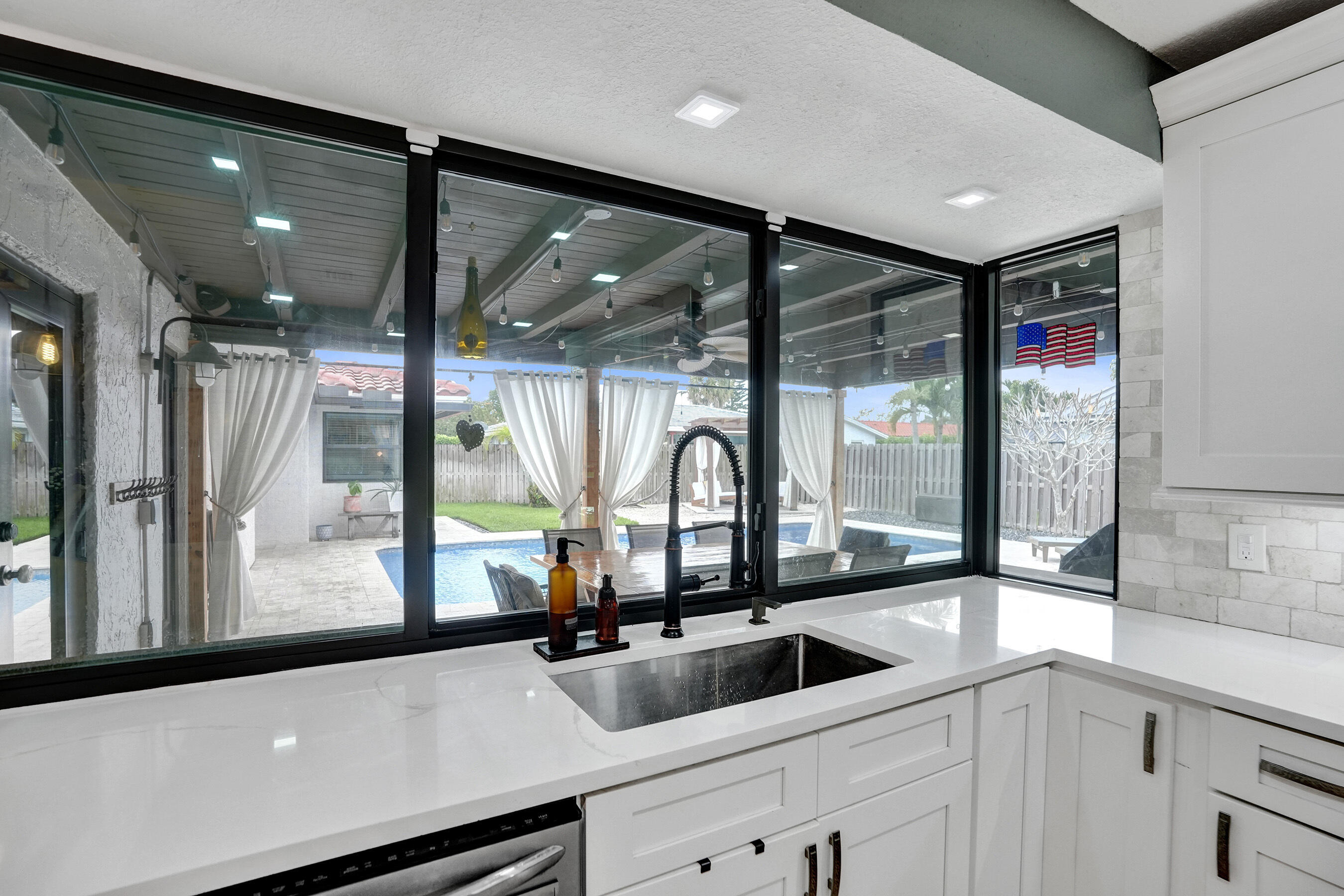 RAMBLEWOOD - Residential