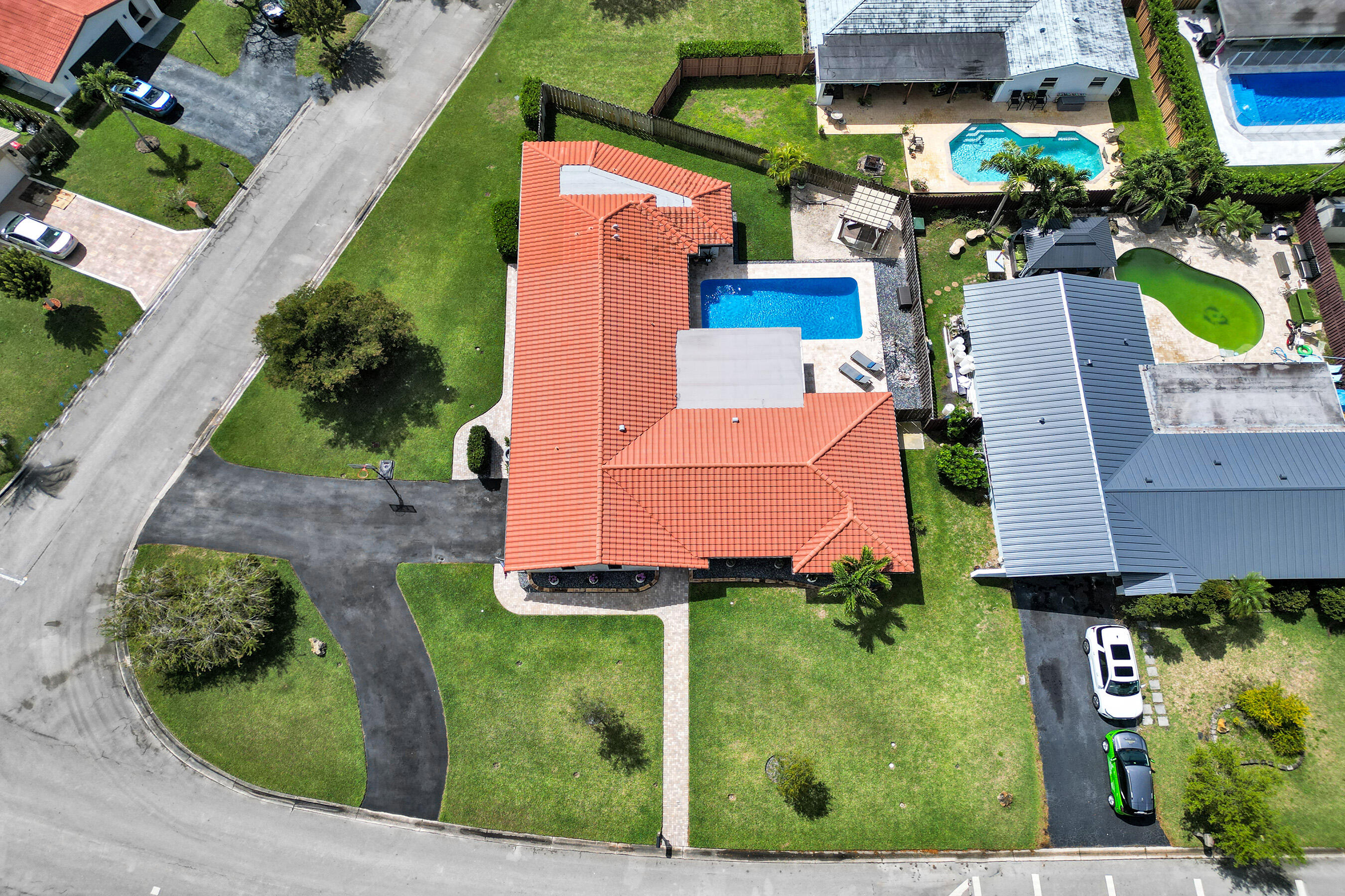 RAMBLEWOOD - Residential