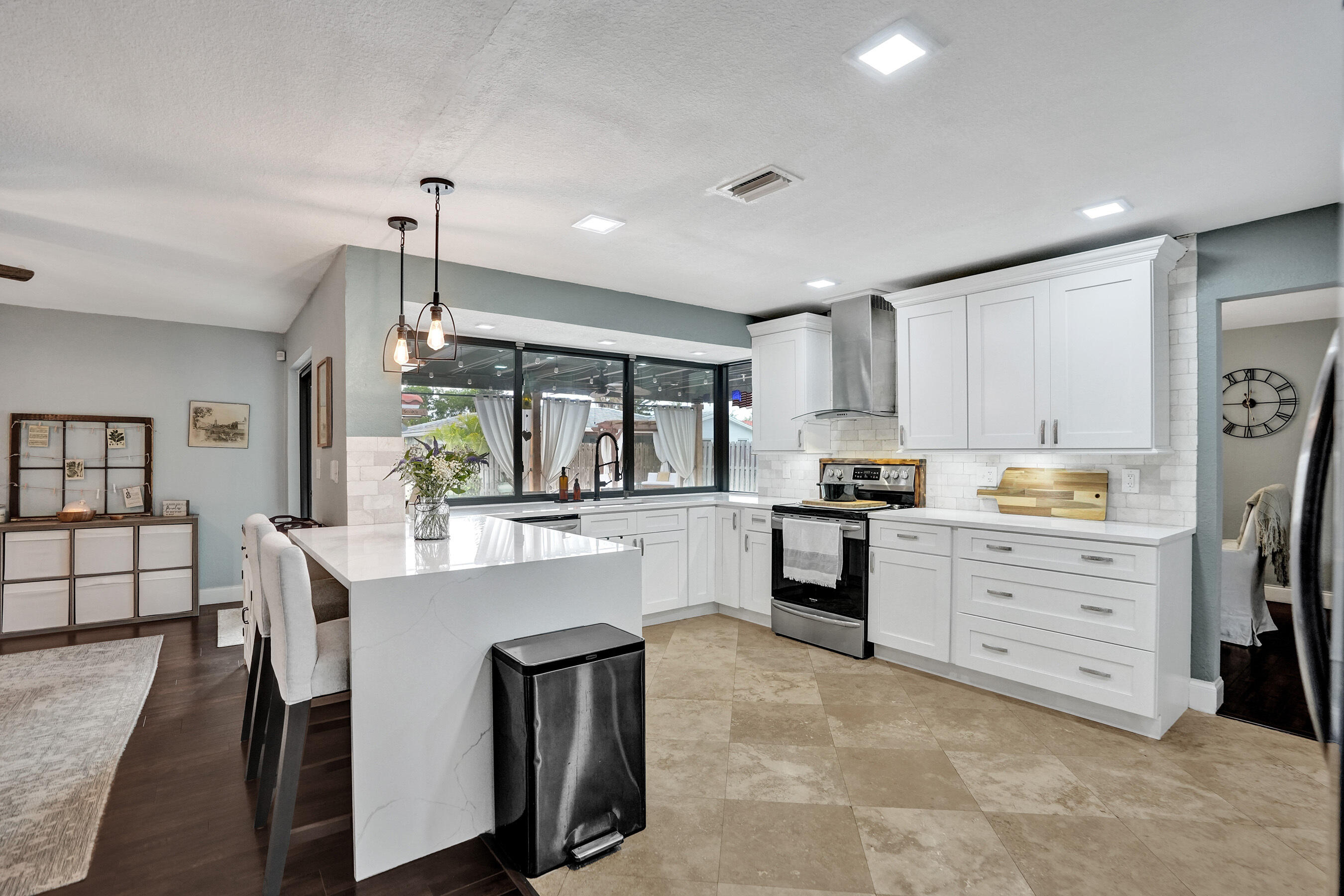 RAMBLEWOOD - Residential