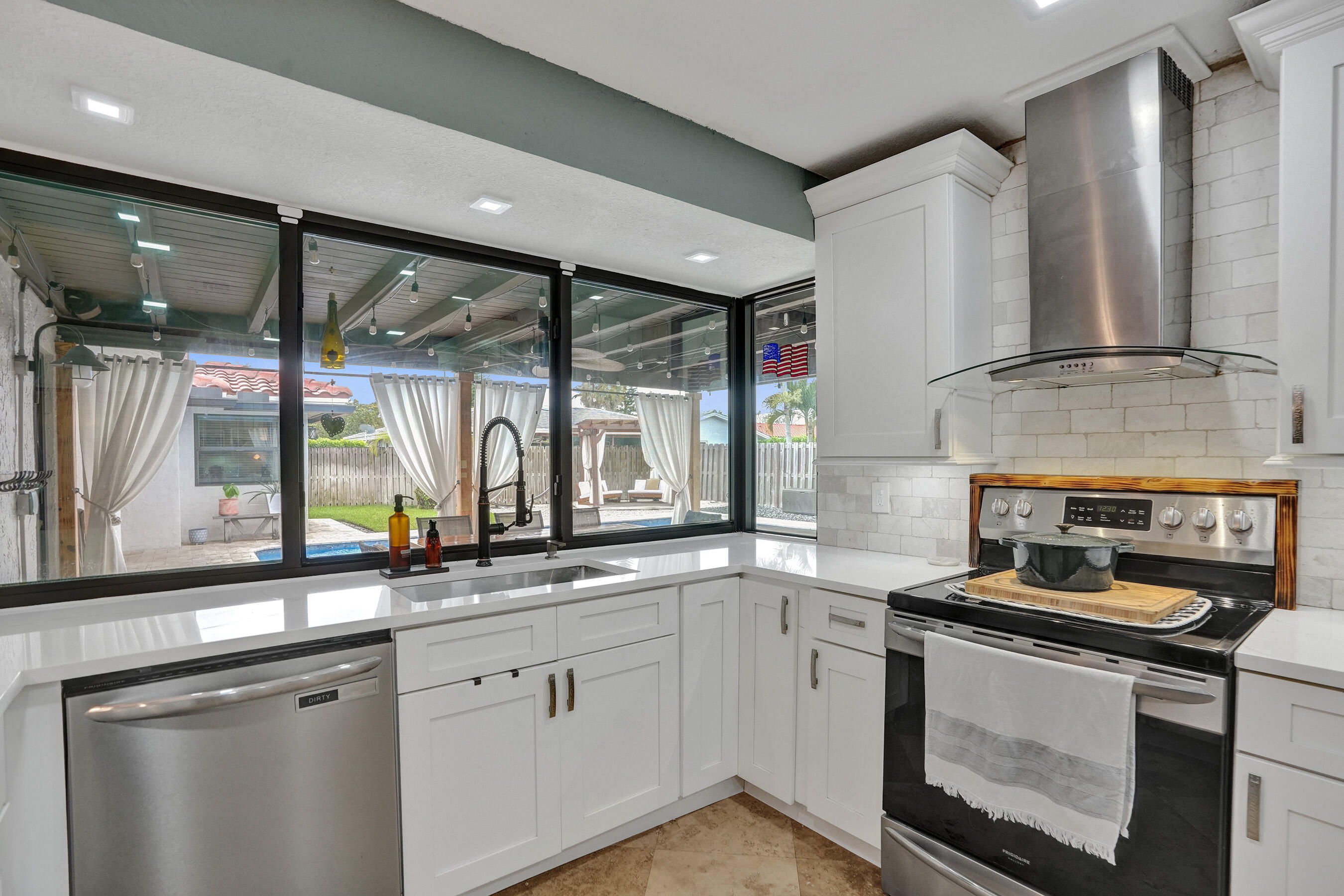 RAMBLEWOOD - Residential