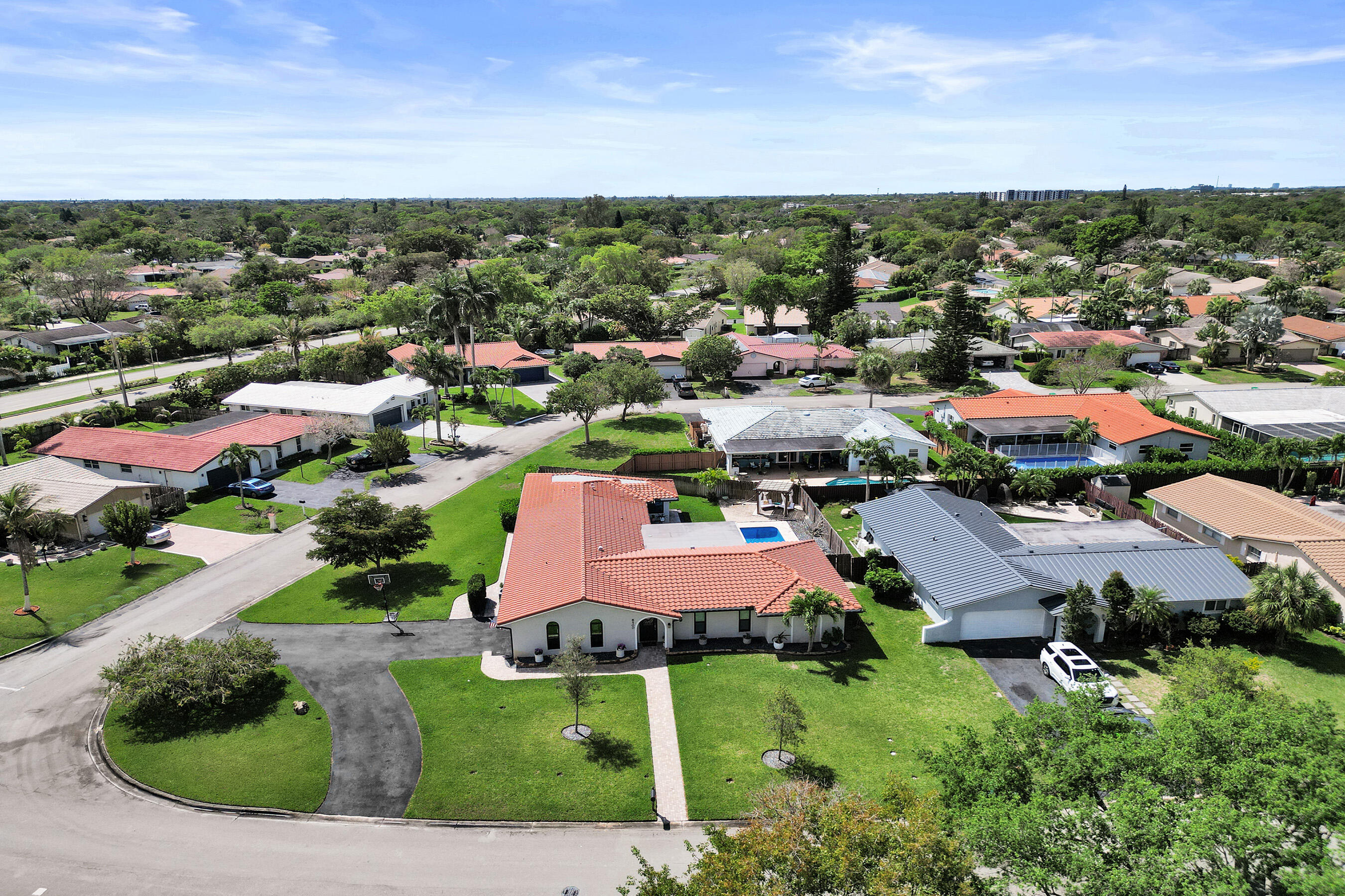 RAMBLEWOOD - Residential