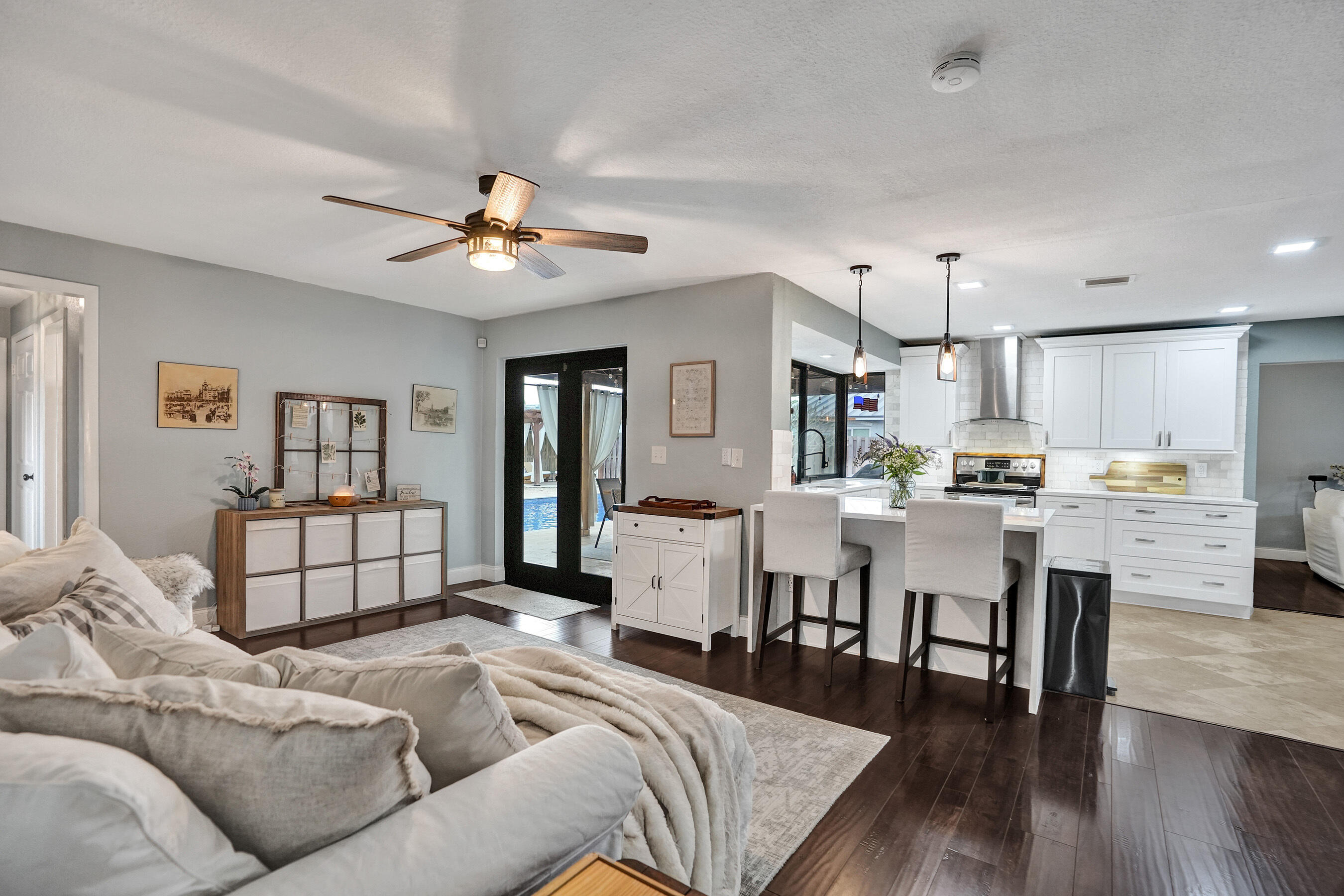 RAMBLEWOOD - Residential