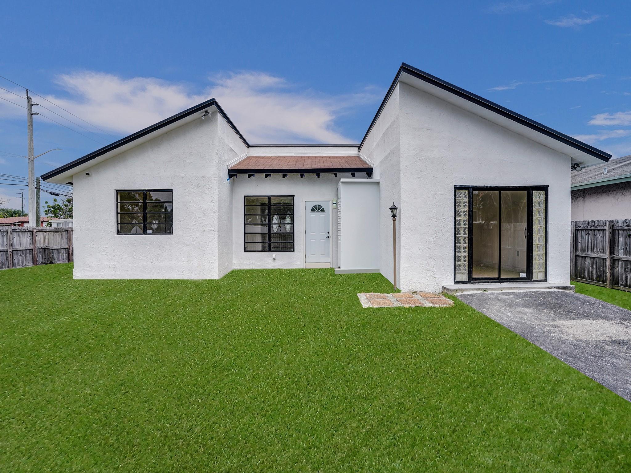 Central Dania Heights - Residential