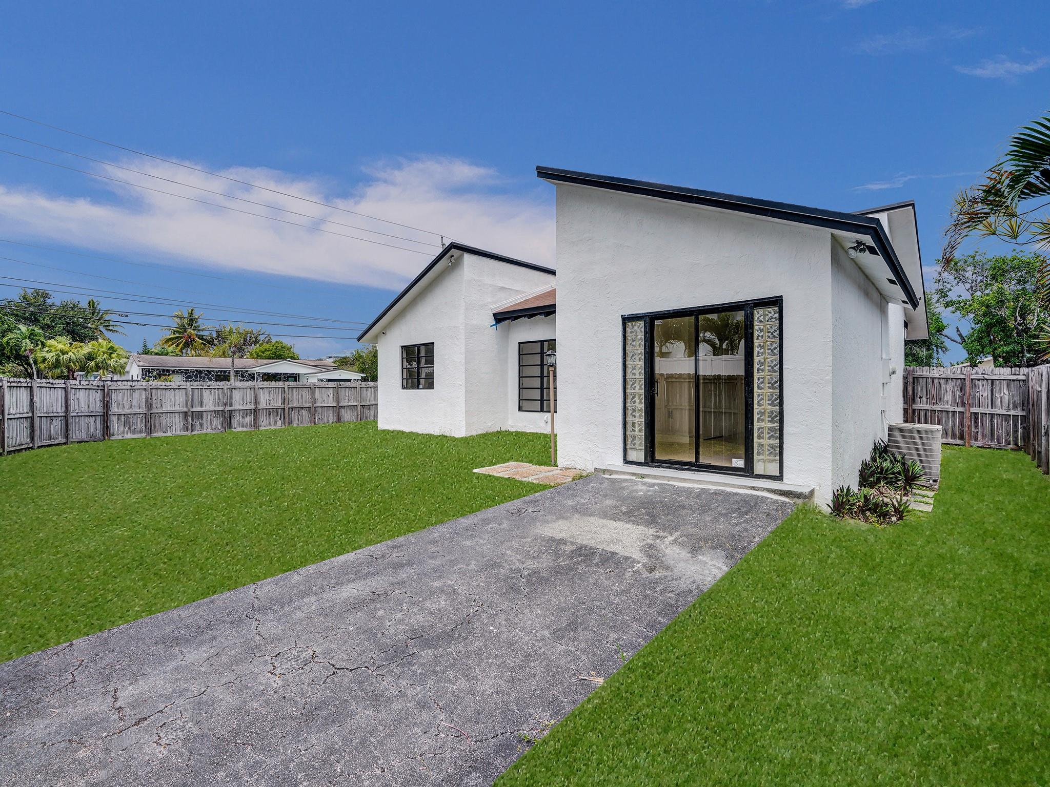 Central Dania Heights - Residential