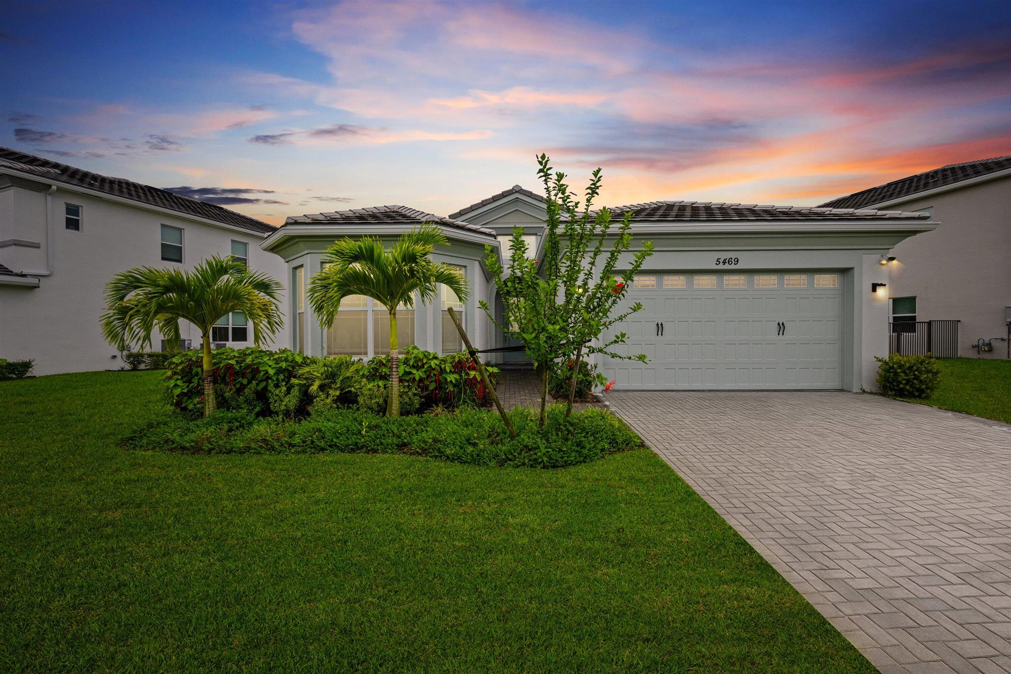 5469 Macoon Way