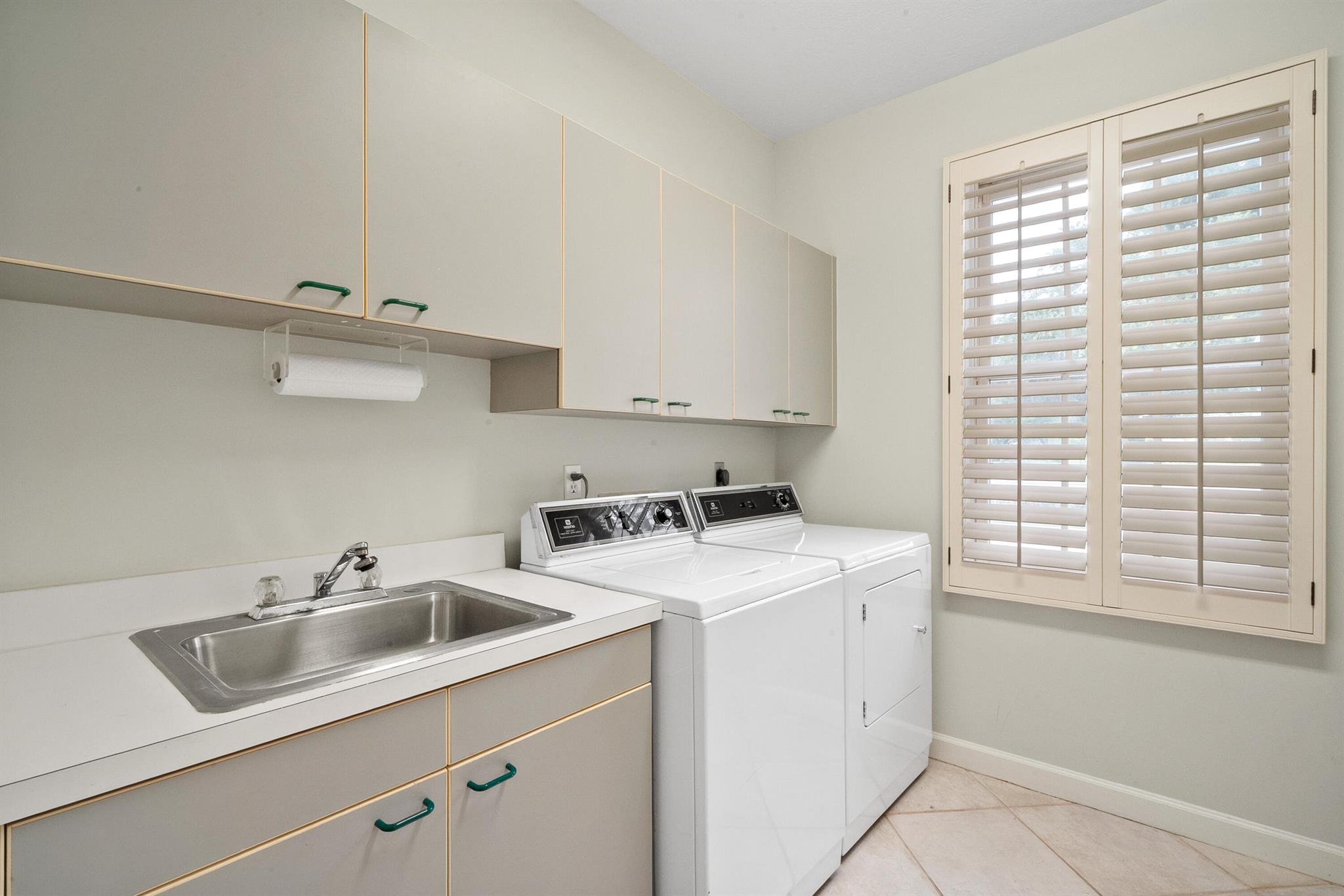 PIPERS LANDING - Residential Lease