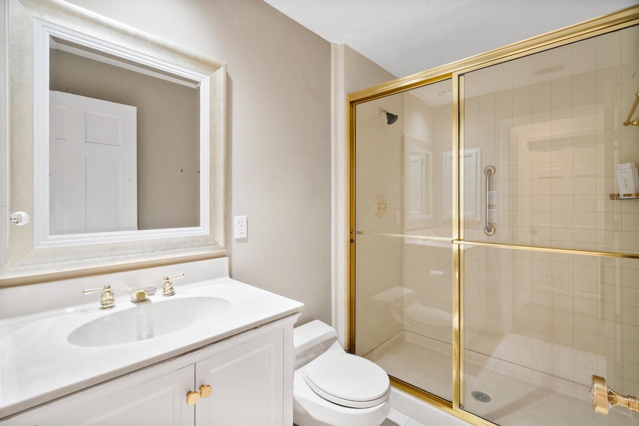 PIPERS LANDING - Residential Lease