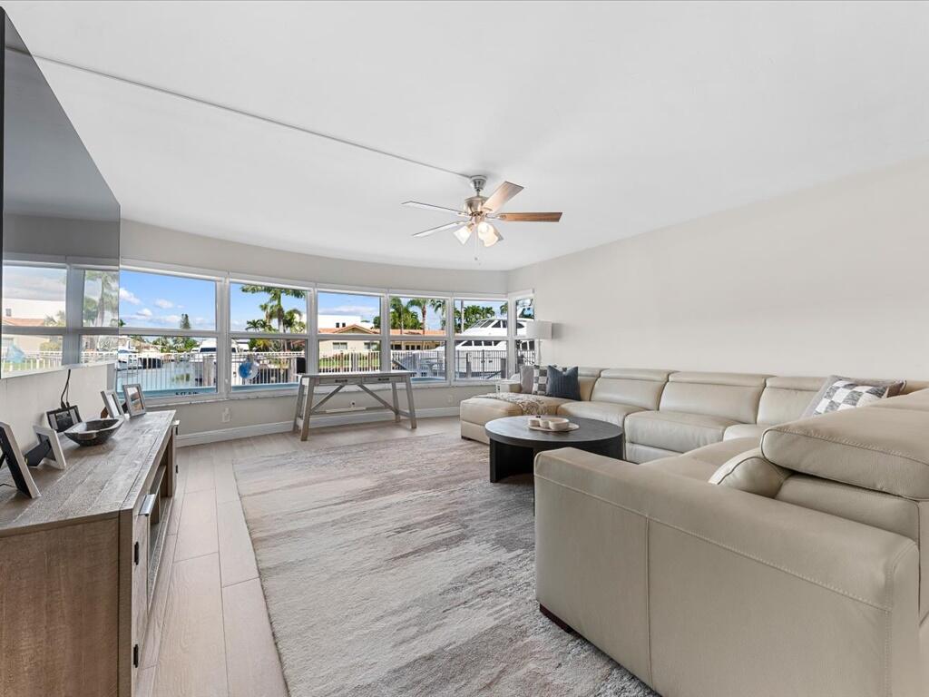 HERITAGE LANDINGS CONDO - Residential