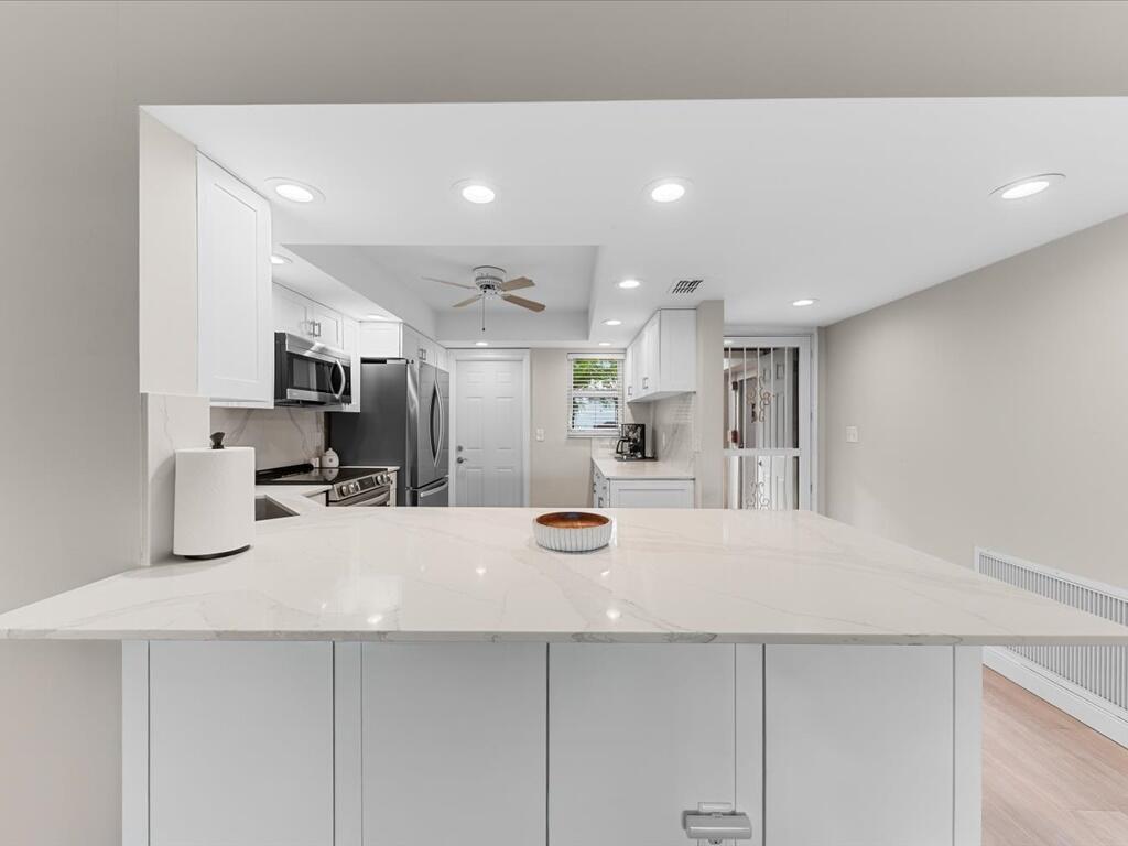 HERITAGE LANDINGS CONDO - Residential
