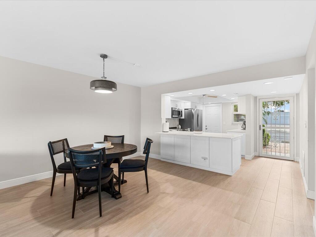 HERITAGE LANDINGS CONDO - Residential