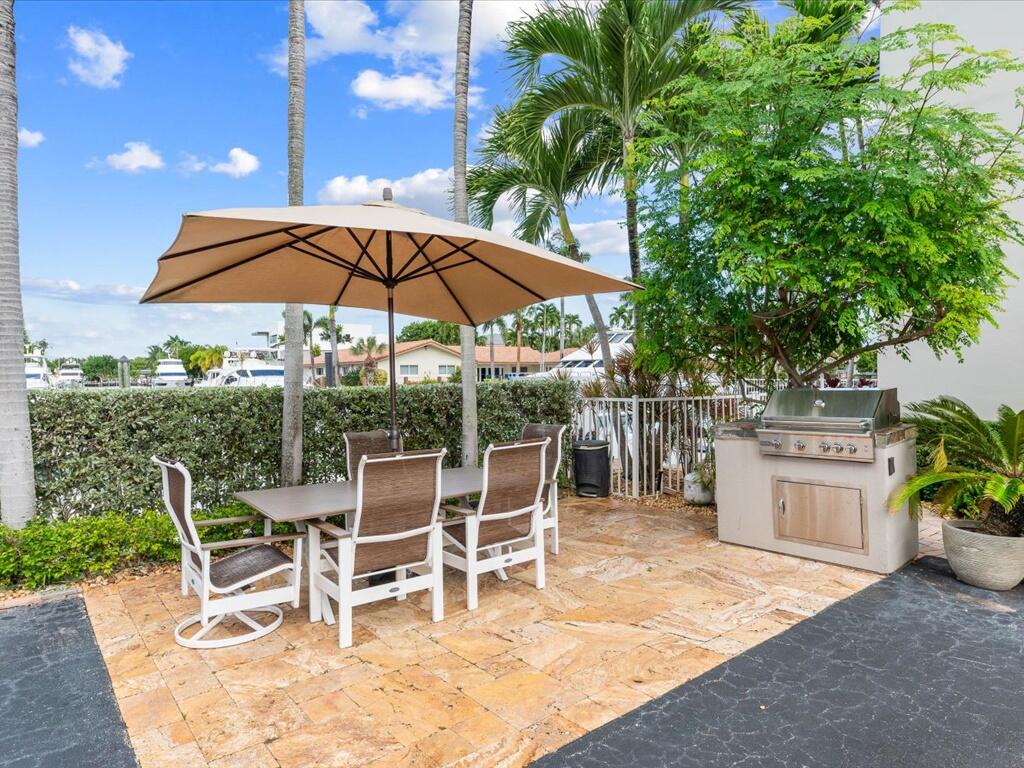 HERITAGE LANDINGS CONDO - Residential