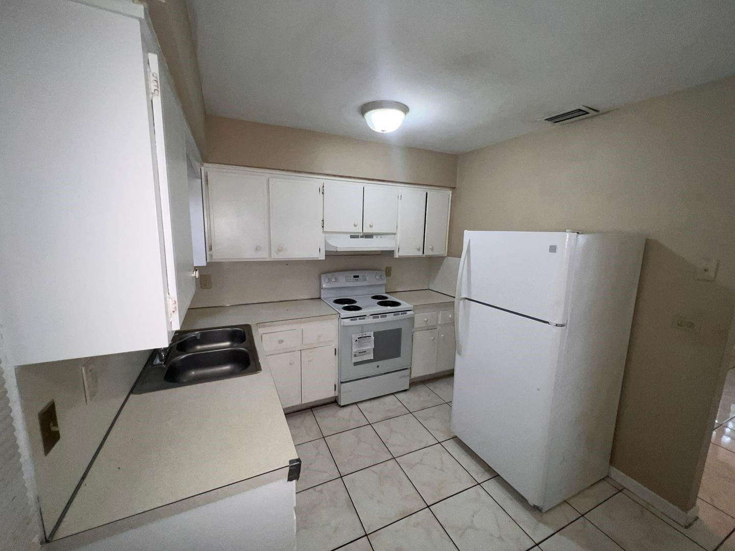 3450 SW 62nd Ave 1
