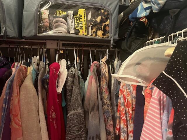 LIMETREE CONDO - Residential