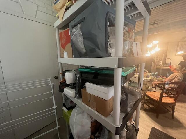 LIMETREE CONDO - Residential