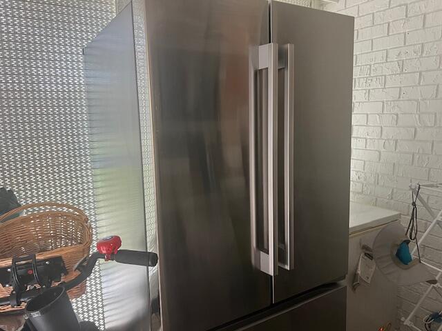 LIMETREE CONDO - Residential