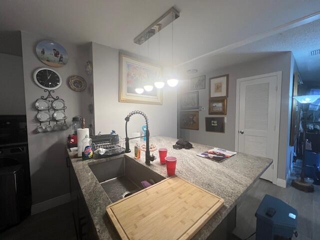 LIMETREE CONDO - Residential