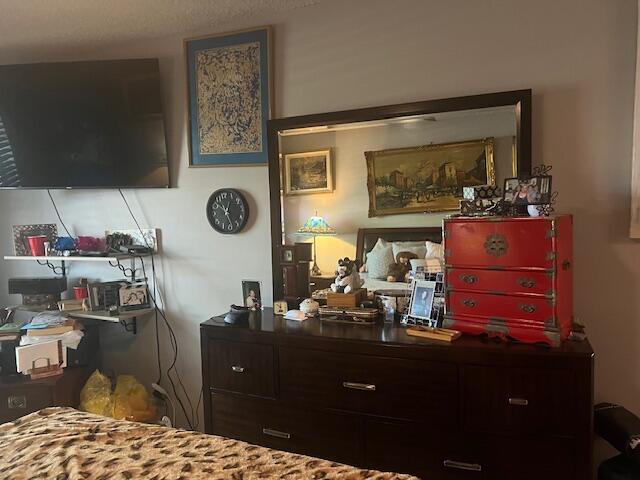 LIMETREE CONDO - Residential