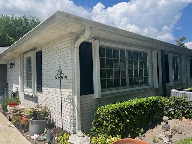 LIMETREE CONDO - Residential